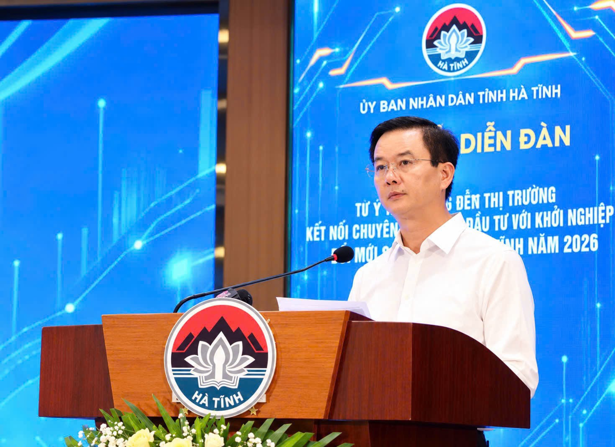 Phó Chủ tịch Thường trực UBND tỉnh Hà Tĩnh Trần Báu Hà phát biểu tại diễn đàn. Ảnh: UBND tỉnh Hà Tĩnh