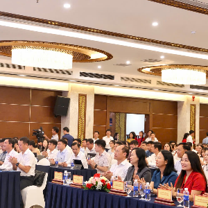 Toàn cảnh diễn đàn. Ảnh: UBND tỉnh Hà Tĩnh