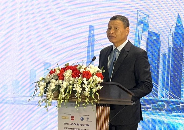 Ông Hồ Kỳ Minh, Phó Chủ tịch Thường trực UBND thành phố Đà Nẵng, Chủ tịch VIFC-DN, phát biểu chào mừng diễn đàn. Ảnh Ngô Anh Văn