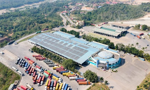 Khu vực Cửa khẩu quốc tế Lao Bảo đang được Quảng Trị định hướng đầu tư, hoàn thiện hạ tầng logistics. Ảnh: Hưng Thơ