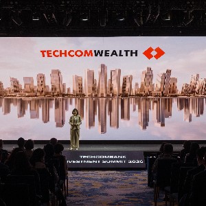 Bà Nguyễn Vân Linh - Giám đốc Ngân hàng cao cấp Techcombank.
