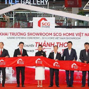 Nghi thức cắt băng khai trương showroom SCG Home tại Hà Nội