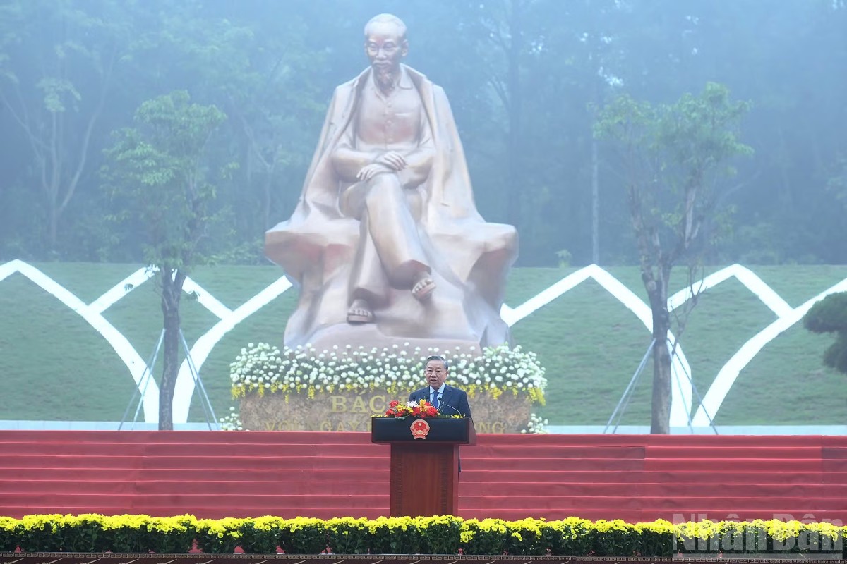 Tổng Bí thư, Chủ tịch nước Tô Lâm phát biểu tại Lễ kỷ niệm 72 năm Ngày Bác Hồ về thăm Đền Hùng và khánh thành Tượng đài “Bác Hồ với ngày hội non sông”. Ảnh: Đăng Khoa/Nhân Dân