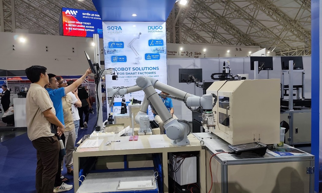 Robot và AI cần được nhìn nhận như một lợi thế mới để Việt Nam nâng cao năng lực sản xuất, thay vì chỉ coi chúng là công cụ tự động hóa một số công đoạn. Ảnh: B.B
