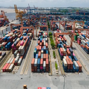 Quy định mới sẽ nhằm tăng tính chủ động, rút ngắn thời gian xử lý và nâng cao hiệu quả thực hiện nghĩa vụ của mạng lưới hàng rào kỹ thuật trong thương mại... Ảnh: Việt Tuấn.