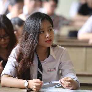 Dự thảo mới rà soát chặt việc sử dụng chứng chỉ và điểm cộng. Ảnh: Duy Linh.