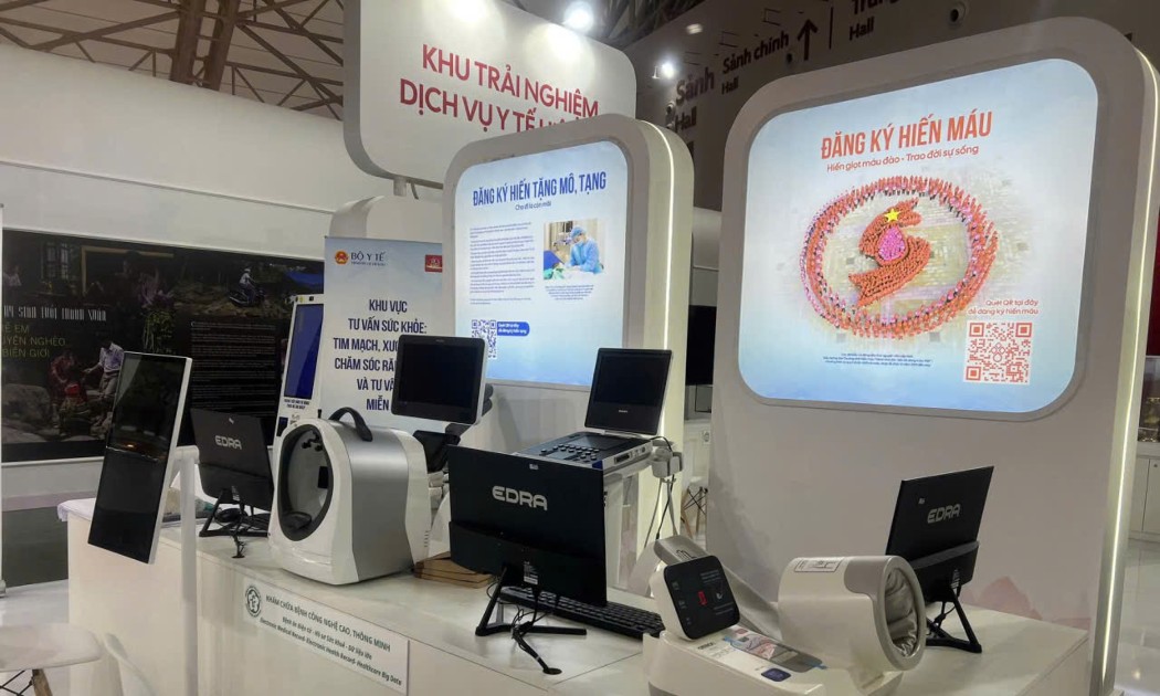 Bộ Y tế đề xuất kiểm soát giá từ gốc bằng giải pháp thiết lập cơ chế chia sẻ dữ liệu nội bộ giữa cơ quan hải quan, thuế, y tế... Ảnh: Thu Hằng.