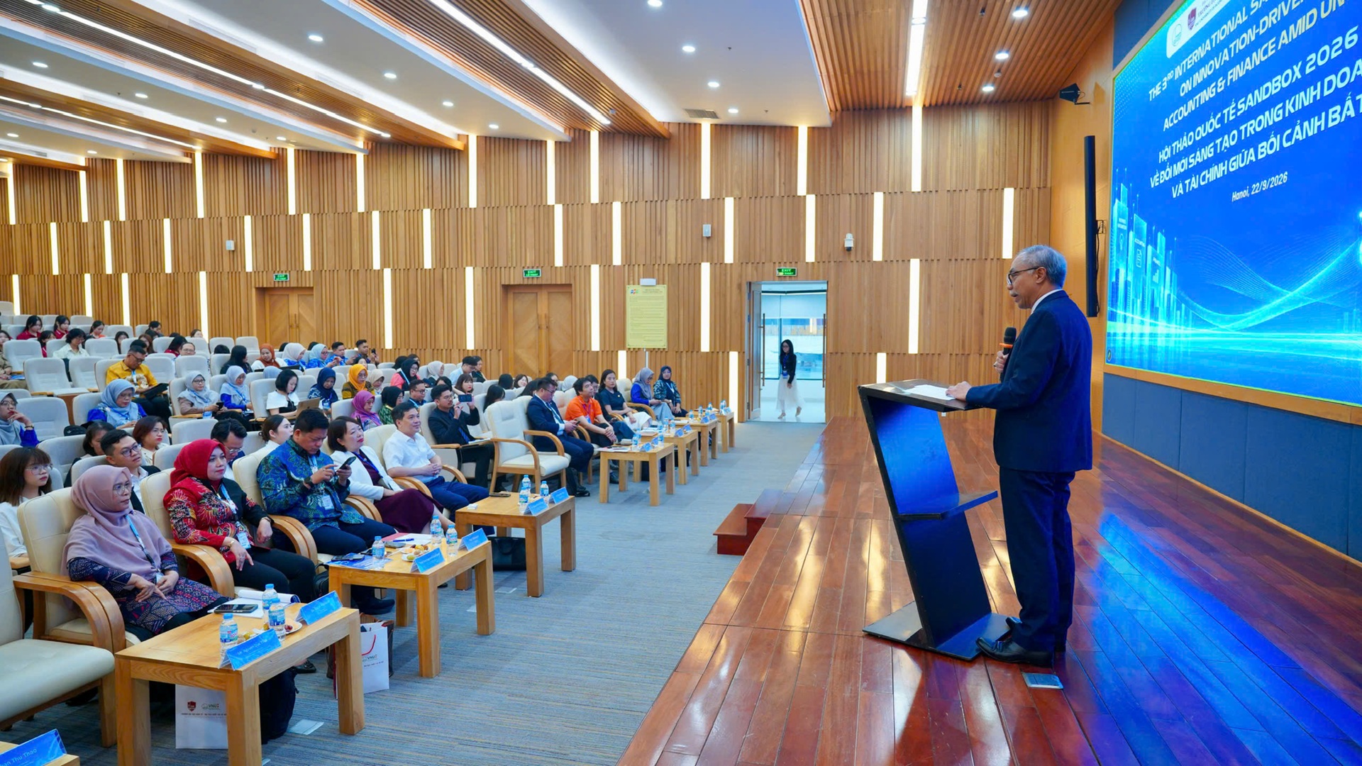 Hội thảo quốc tế “The 3rd International SANDBOX Conference 2026 on Innovation-driven Business, Accounting & Finance amid Uncertainty”. Ảnh: BTC