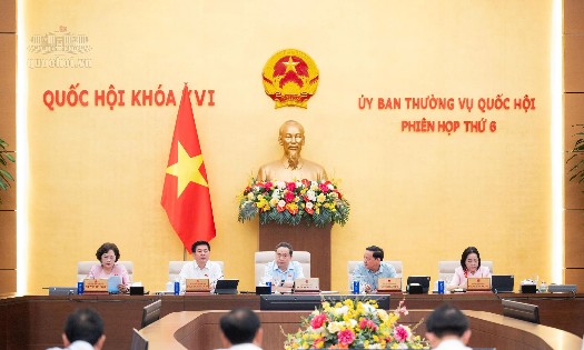 Chủ tịch Quốc hội Trần Thanh Mẫn cùng các Phó Chủ tịch Quốc hội tại phiên họp. Ảnh: Cổng thông tin điện tử Quốc hội.