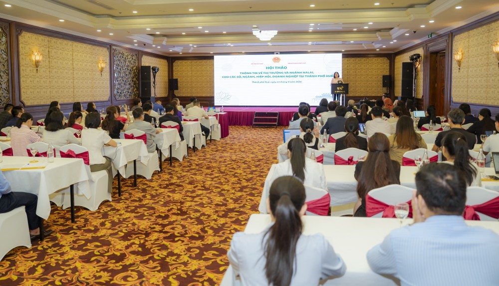 Toàn cảnh hội thảo. Ảnh: UBND TP Huế