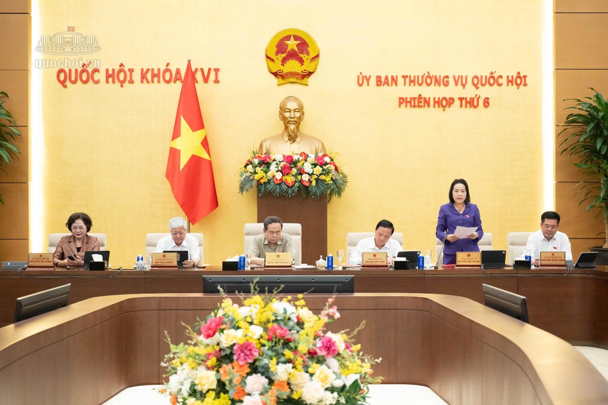 Ủy ban Thường vụ Quốc hội cho ý kiến về dự án Luật sửa đổi, bổ sung một số điều của Luật Bảo hiểm xã hội. Ảnh: Cổng Thông tin điện tử Quốc hội.