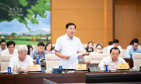 Sửa Luật An toàn, vệ sinh lao động: Gỡ rào cản thủ tục, siết chặt an toàn lao động