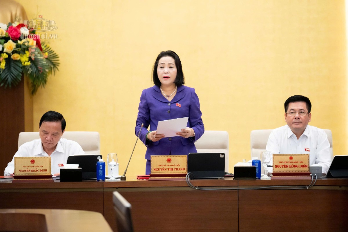 Phó Chủ tịch Quốc hội Nguyễn Thị Thanh phát biểu kết luận phiên họp. Ảnh: Cổng Thông tin điện tử Quốc hội.