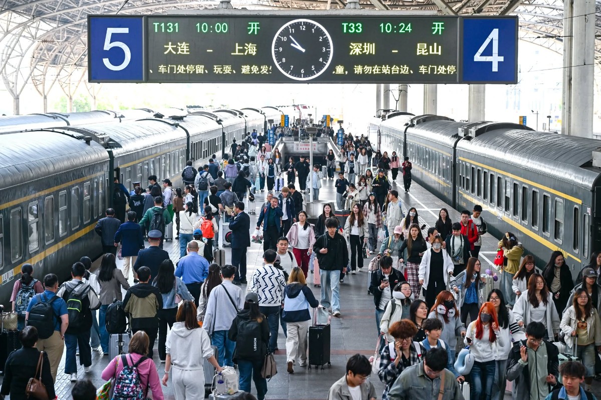 Dự kiến ​​hệ thống đường sắt Trung Quốc sẽ phục vụ 284 triệu lượt hành khách trong đợt cao điểm du lịch Tết Trung thu và Quốc khánh. Ảnh: China Focus
