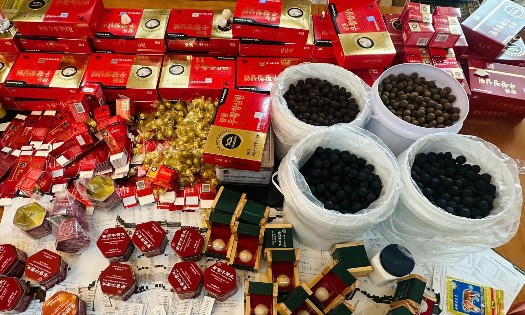 Các viên hoàn An Cung giả được các đối tượng giao bán trên mạng xã hội. Ảnh: Công an tỉnh Thanh Hóa