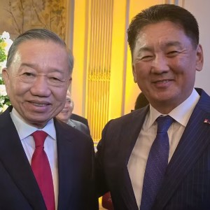 Tổng Bí thư, Chủ tịch nước Tô Lâm gặp Tổng thống Mông Cổ Ukhnaagiin Khurelsukh. Ảnh: TTXVN