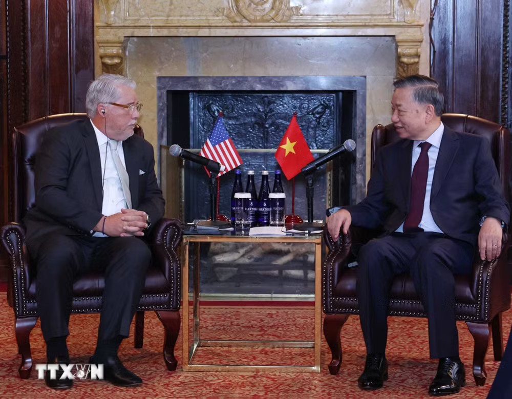 Tổng Bí thư, Chủ tịch nước Tô Lâm tiếp ông Peter J. Gibson, Chủ tịch kiêm Nhà sáng lập Tập đoàn Nebula Energy - Ảnh: TTXVN