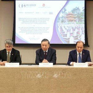 Tổng Bí thư, Chủ tịch nước Tô Lâm tại cuộc gặp các doanh nghiệp Hoa Kỳ, nghe báo cáo về Sáng kiến Tìm kiếm người Việt Nam mất tích trong chiến tranh. Ảnh: Thống Nhất – TTXVN