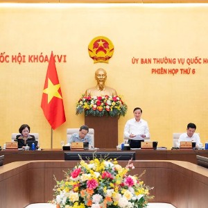 Phó Chủ tịch Quốc hội Nguyễn Khắc Định điều hành phiên họp. Ảnh: Cổng thông tin điện tử Quốc hội.