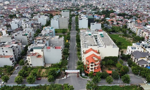The unfinished main thoroughfare of the ICC Urban Area will resume construction to connect through to Ho Sen Street. (Photo: DH)