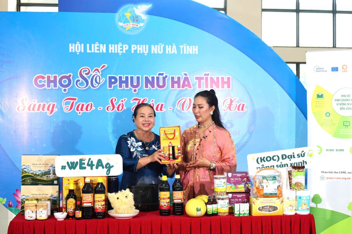Các sản phẩm được giới thiệu đến người tiêu dùng thông qua livestream. Ảnh: Hội Liên hiệp Phụ nữ Hà Tĩnh