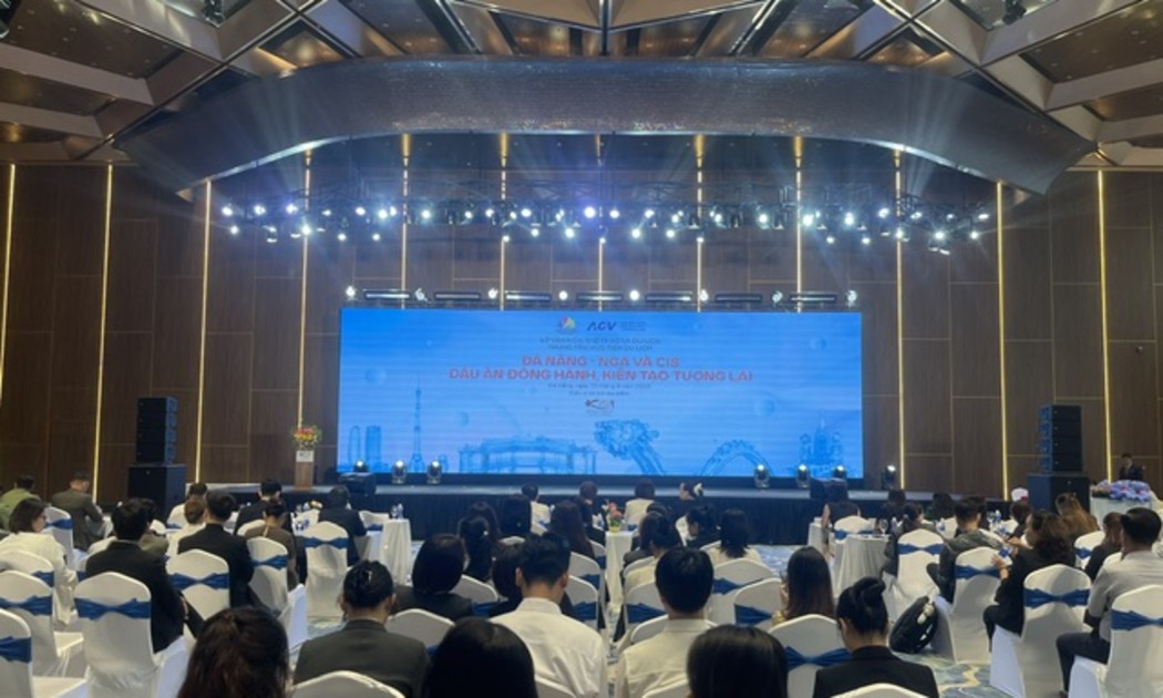 Toàn cảnh chương trình “Đà Nẵng và Nga – CIS: Dấu ấn đồng hành, Kiến tạo tương lai”. Ảnh Ngô Anh Văn