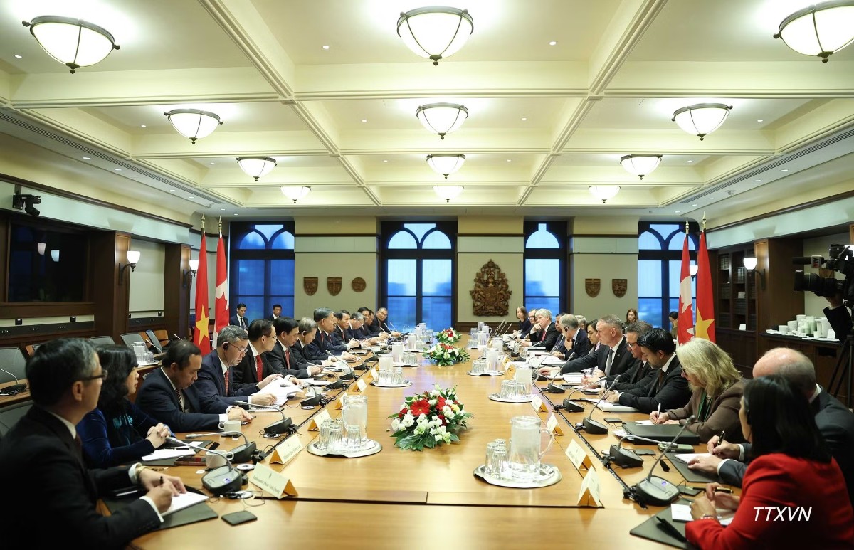 Tổng Bí thư, Chủ tịch nước Tô Lâm hội đàm với Thủ tướng Canada Mark Carney. Ảnh: Thống Nhất/TTXVN