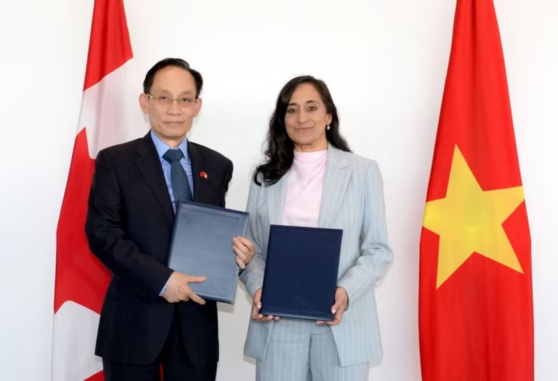 Vietnam, Canada adopt Action Plan to implement Strategic Partnership