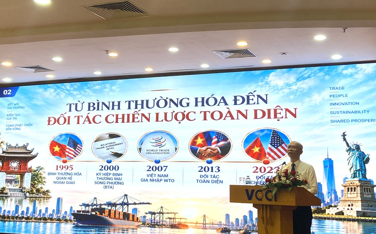 Ông Trần Thanh Hải, Phó Cục trưởng Cục Xuất nhập khẩu phát biểu tại hội thảo. Ảnh: Song Hà.