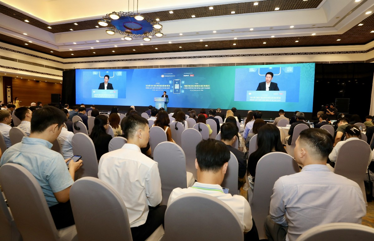 Ông Phạm Tiến Dũng, Phó Thống đốc Ngân hàng Nhà nước Việt Nam phát biểu tại hội thảo. Ảnh: Việt Dũng