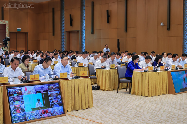 Các đại biểu tham dự phiên họp. Ảnh: chinhphu.vn