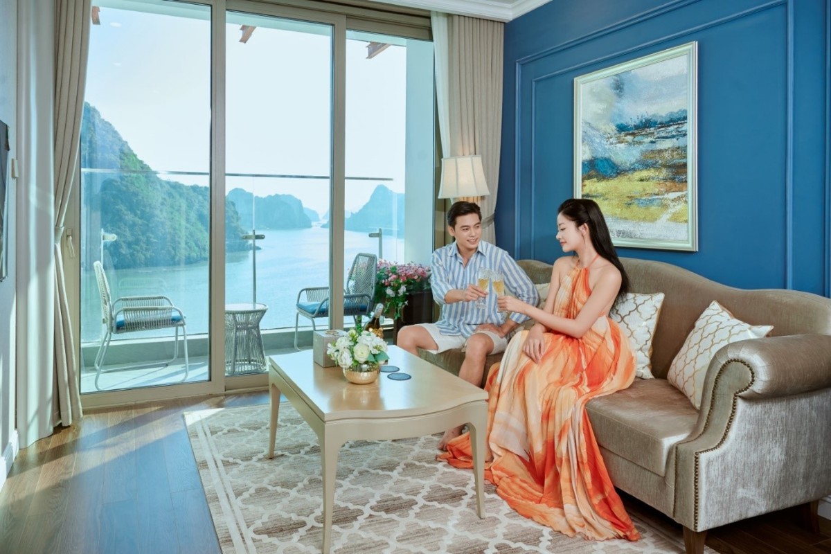 Khách sạn Centara Hotel & Residences Vân Đồn thuộc Tổ hợp Crystal Holidays Harbour Vân Đồn sẽ chính thức khai trương đón khách từ tháng 10/2026.