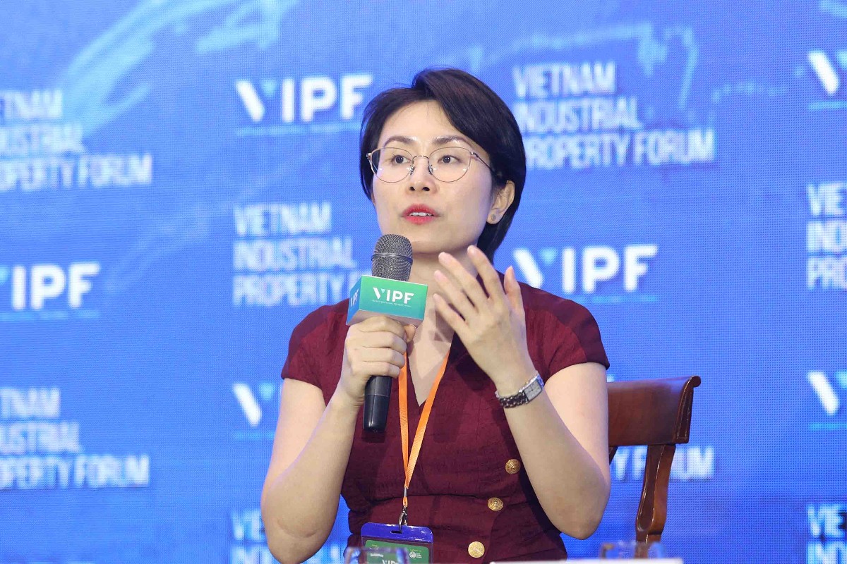 Bà Trang Lê