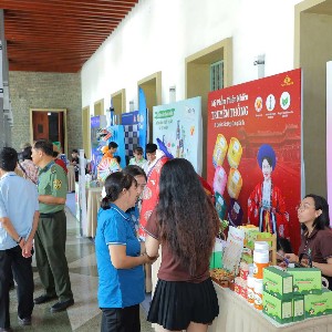 Trong cạnh tranh, thực lực và sự sáng tạo của mỗi doanh nghiệp mới quyết định kết quả. Ảnh: Minh Huy.