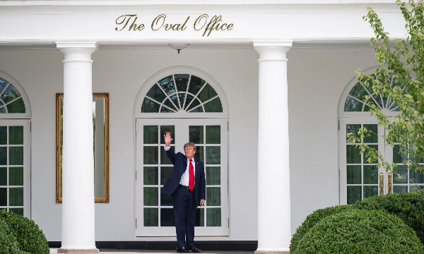 Tổng thống Trump vẫn cân nhắc phương án cấm xuất khẩu dầu diesel