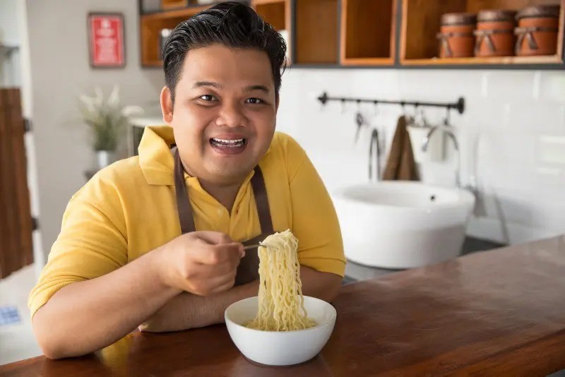 Những thay đổi trong lối sống hiện đại đang góp phần làm gia tăng các yếu tố nguy cơ của bệnh chuyển hóa. Ảnh minh họa: Dreamstime