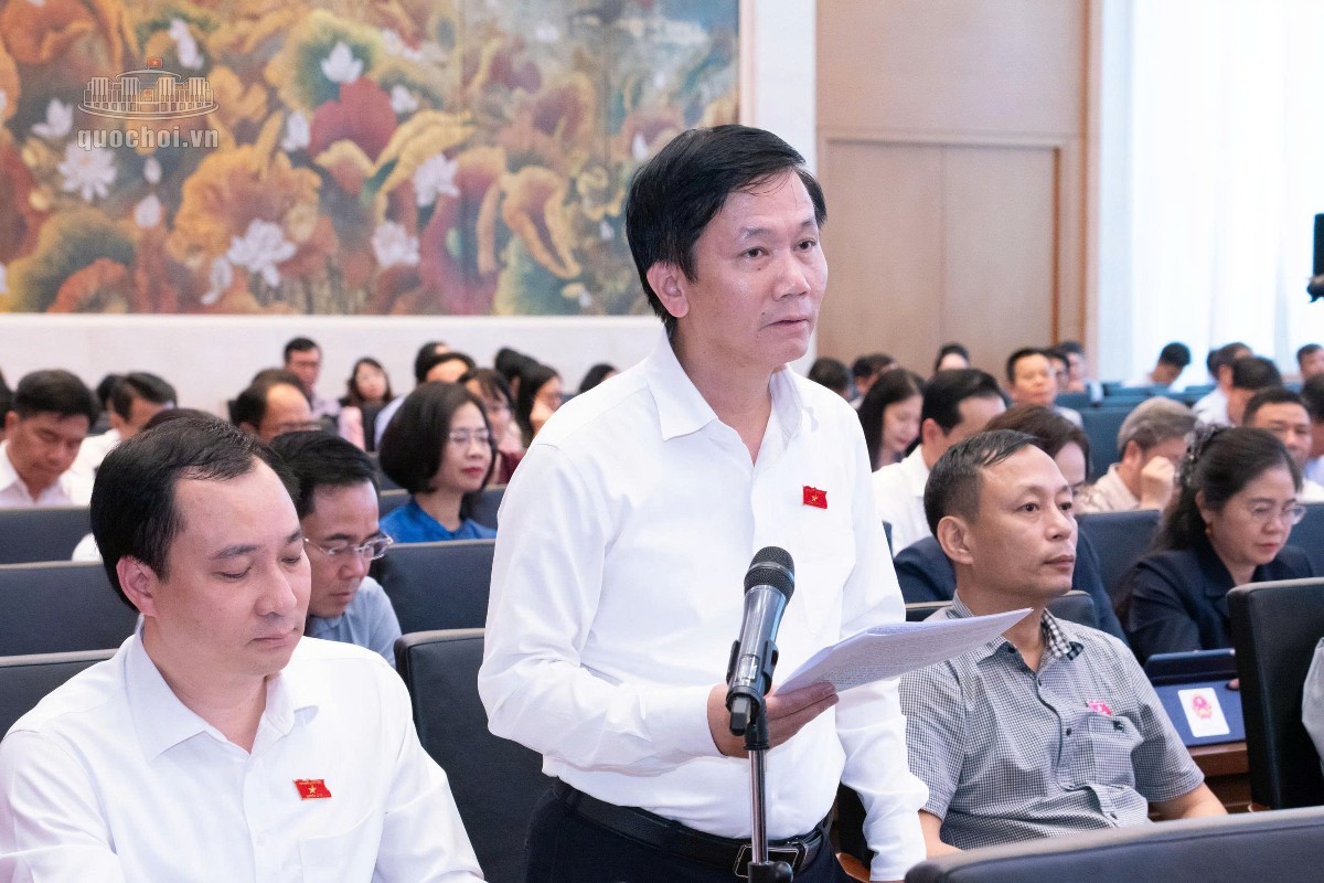 Phó Chủ nhiệm Ủy ban Văn hóa và Xã hội của Quốc hội Lâm Văn Đoan phát biểu. Ảnh: Cổng thông tin điện tử Quốc hội.