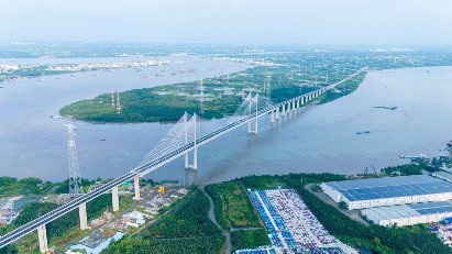Ben Luc–Long Thanh Expressway set to open to traffic from October 1