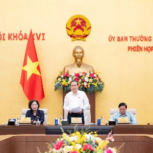 Chủ tịch Quốc hội Trần Thanh Mẫn phát biểu bế mạc phiên họp thứ 6 của Ủy ban Thường vụ Quốc hội. Ảnh: Cổng thông tin điện tử Quốc hội.