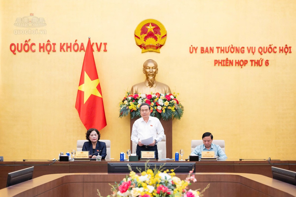 Chủ tịch Quốc hội Trần Thanh Mẫn phát biểu bế mạc phiên họp thứ 6 của Ủy ban Thường vụ Quốc hội. Ảnh: Cổng thông tin điện tử Quốc hội.