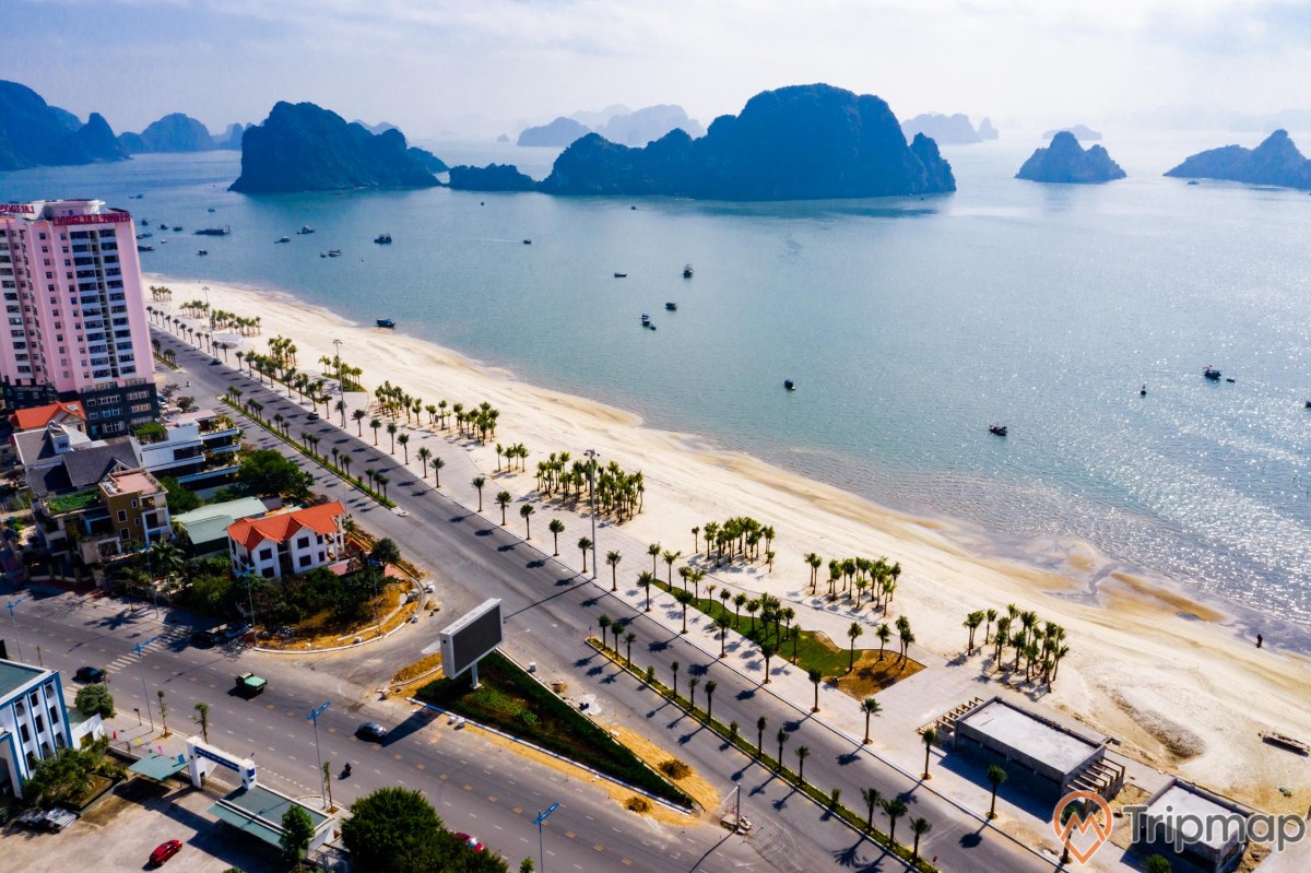 Cùng với các ưu đãi, Quảng Ninh bổ sung sức hút từ những sản phẩm mới. Ảnh: Tripmap