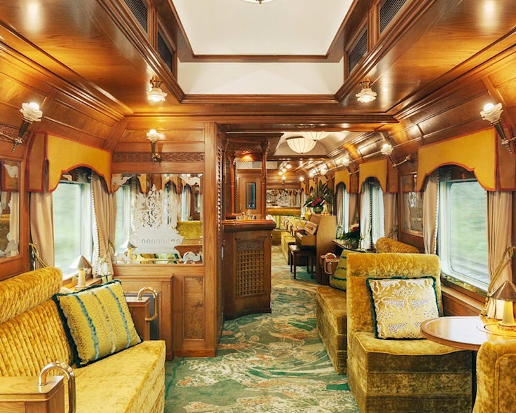 Nội thất cầu kỳ bên trong Eastern & Oriental Express. Ảnh: Belmond
