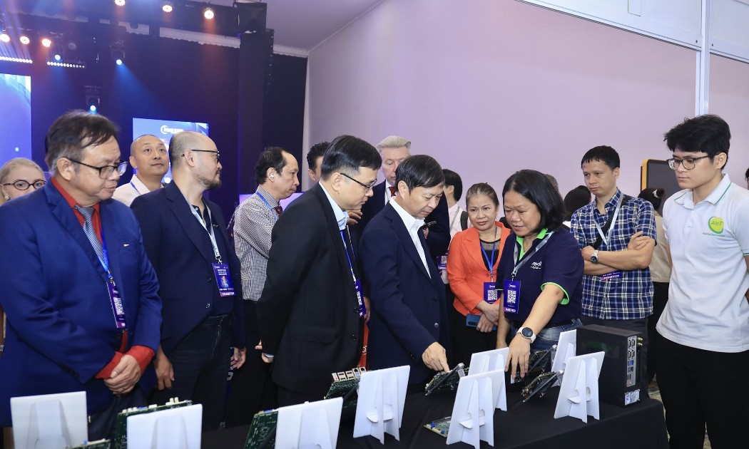 iTech Expo 2026 đã giới thiệu hơn 1.000 sản phẩm, thiết bị và giải pháp công nghệ sẵn sàng thương mại hóa - Ảnh: Minh Hà.
