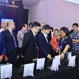 iTech Expo 2026 đã giới thiệu hơn 1.000 sản phẩm, thiết bị và giải pháp công nghệ sẵn sàng thương mại hóa - Ảnh: Minh Hà.