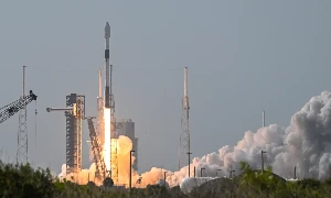 Một tên lửa Falcon 9 của SpaceX. Ảnh: CNBC