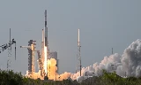 Một tên lửa Falcon 9 của SpaceX. Ảnh: CNBC