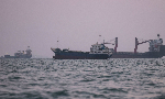 Xuất khẩu dầu thô qua eo biển Hormuz phục hồi nhưng vận chuyển nhiên liệu vẫn hạn chế