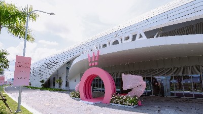 Pandora opens $150-million jewelry crafting facility in Ho Chi Minh City
