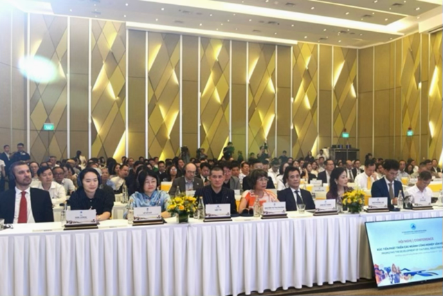 Các đại biểu, chuyên gia văn hóa trong nước và quốc tế tham dự hội nghị. Ảnh Ngô Anh Văn