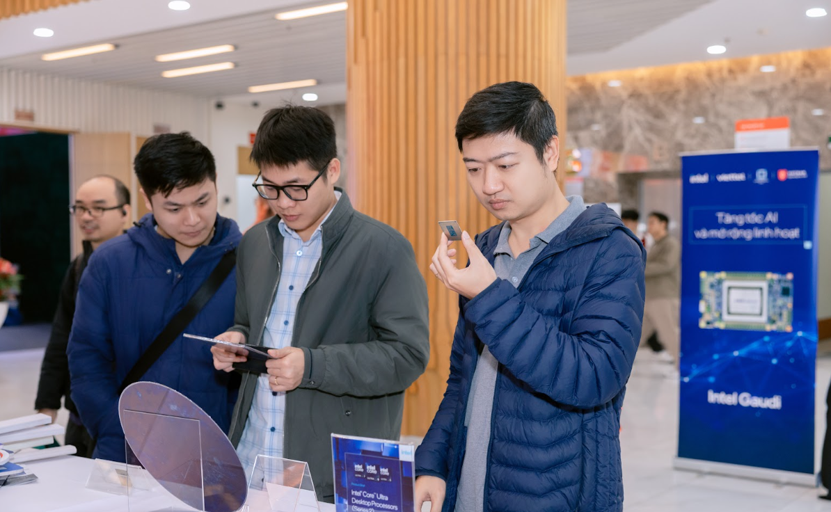 Đối với các kỹ sư giàu kinh nghiệm, AI giúp cắt giảm thời gian tra cứu thủ công trên các hệ thống.